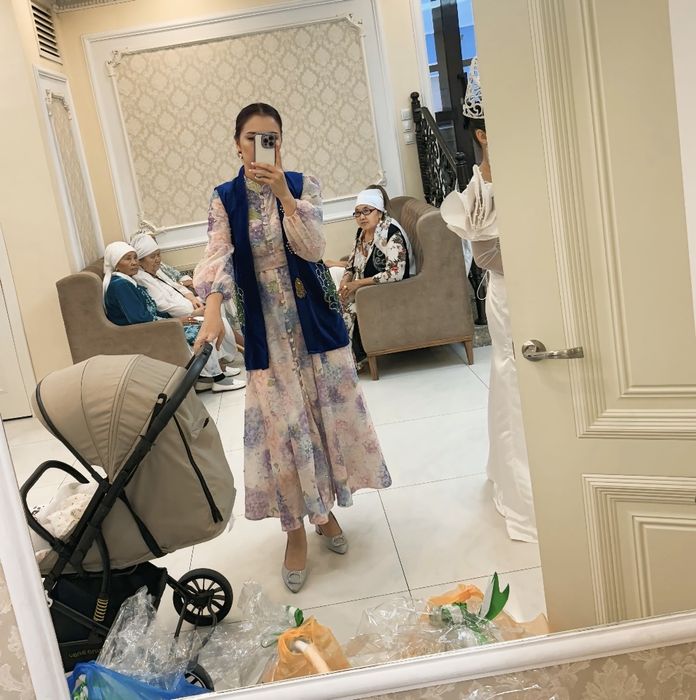 Вечерние платья со стразами