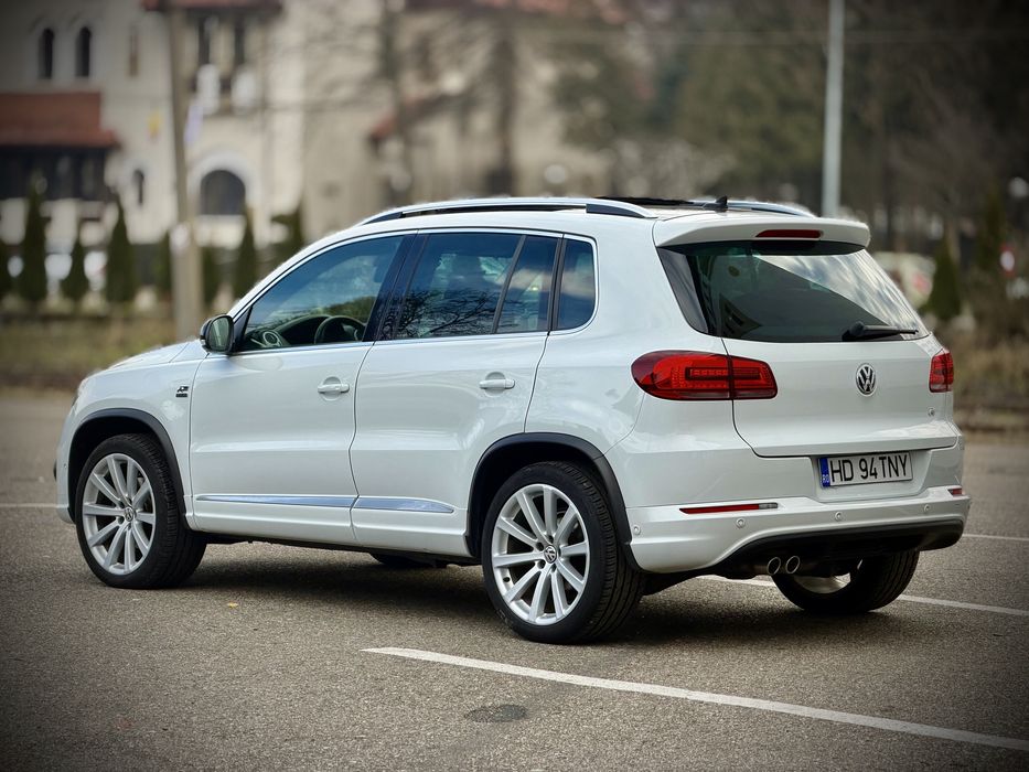 VW Tiguan R line 4 x 4