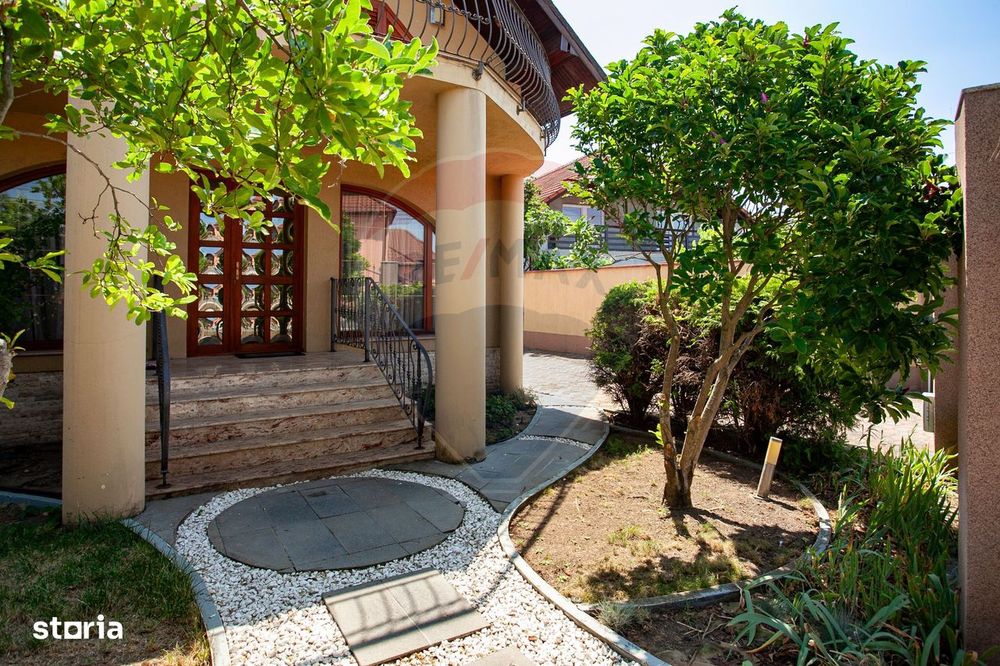 Casă modernă și spațioasă cu piscină,saună și sală de fitness – Pecica