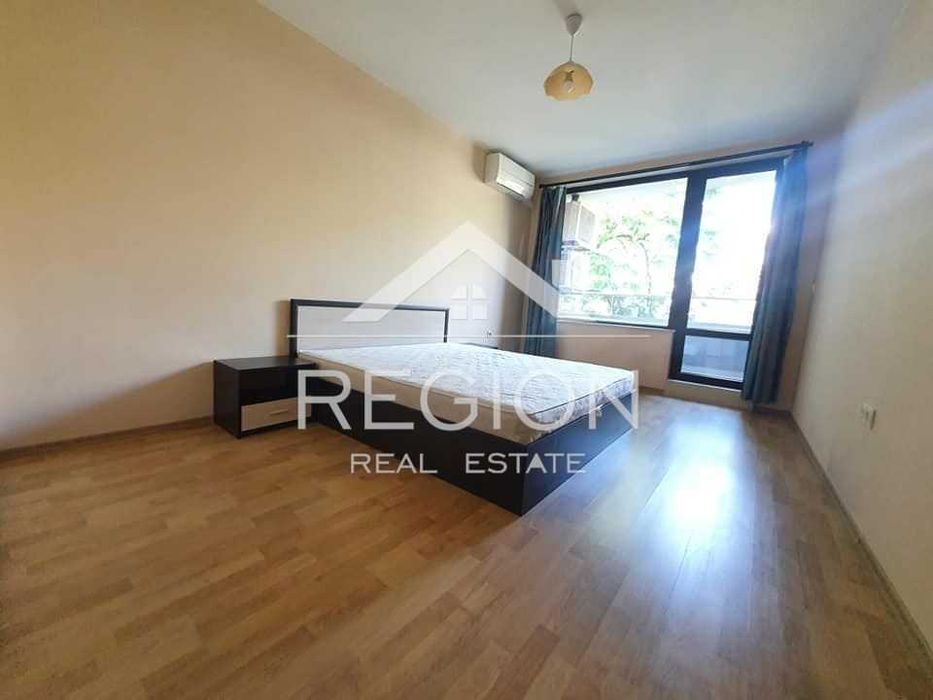 Дава се под наем Тристаен апартамент в Варна, Център - 90 кв.м за 612 € - Снимка #3