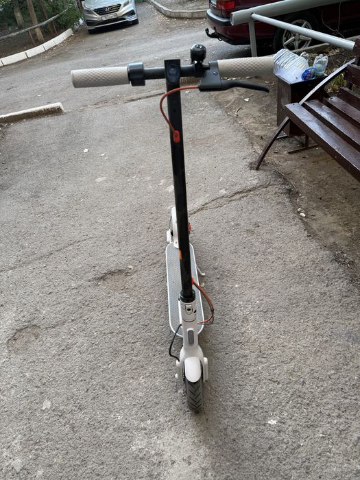 Xiaomi Mi Electric Scooter 3