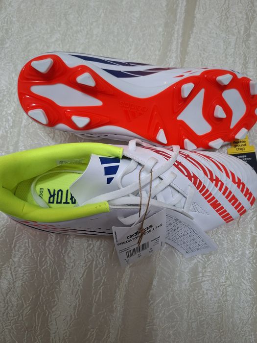 Бутони за момче за футбол