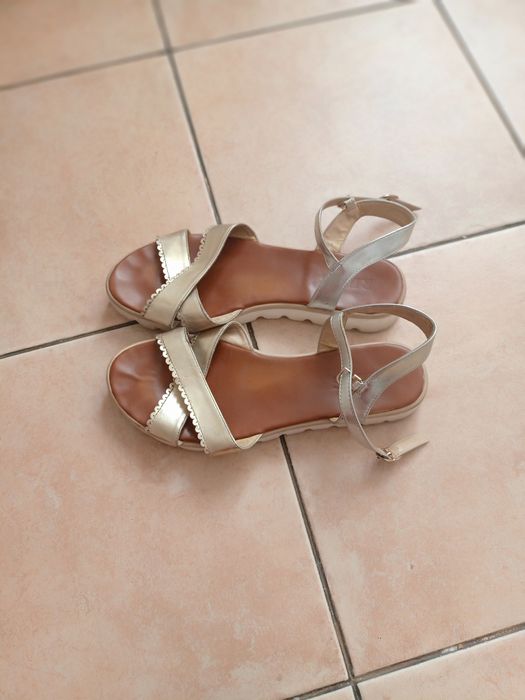 Женская обувь  балетки