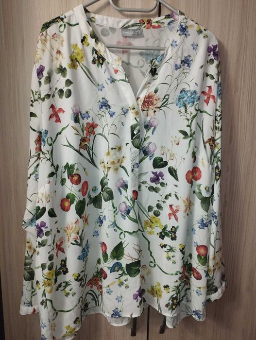 Туники, блузи и ризи