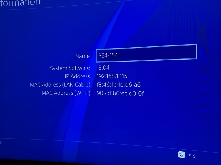 Конзола Playstation 4 PRO 1TB + два джойстика