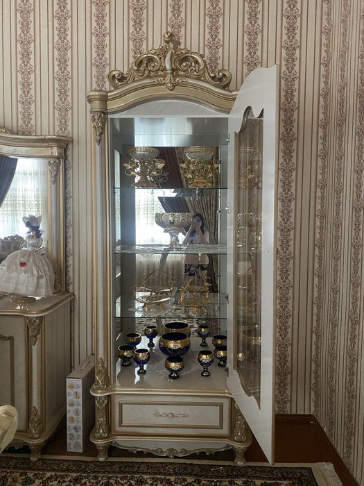 Зал комплект стол стуль пенал комод