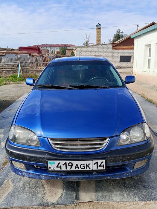 Продам Тойота Авенсис