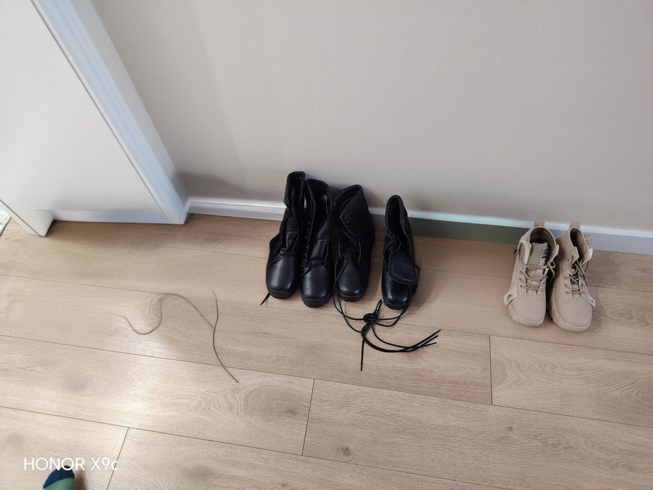 Берцы новые размеры 39,40