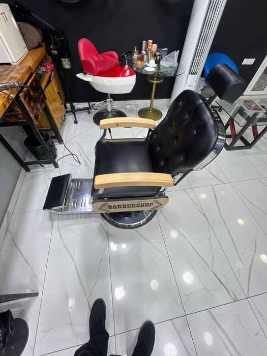 Barber kreslo xolati tinniq.