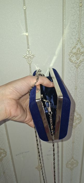 Продам женский клатч