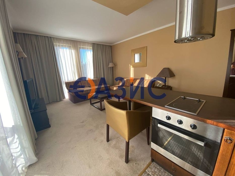 Продава се Двустаен апартамент в к.к. Слънчев бряг - 78 кв.м за 1347 €/кв.м - Снимка #2