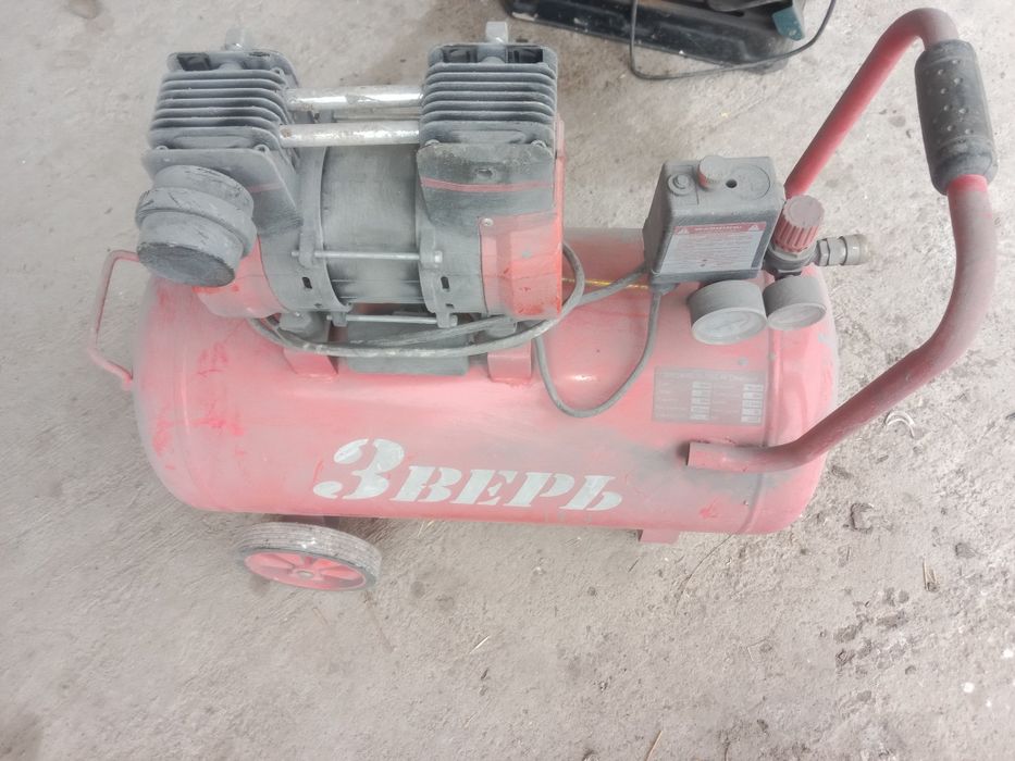 Kompressor va Truborez sotiladi srochna