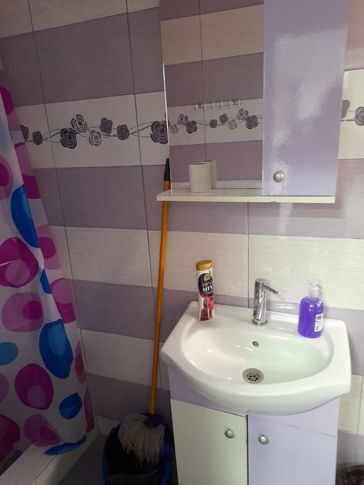 Închiriez in regim hotelier apartament 250 lei
