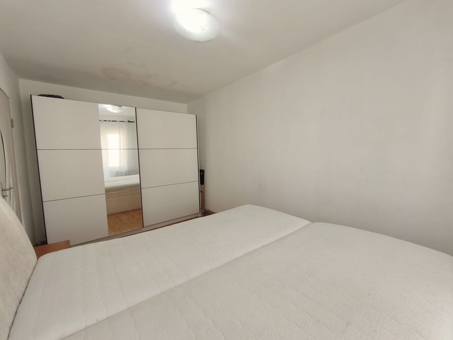 Apartament 2 camere,centrala proprie, zona Micalaca