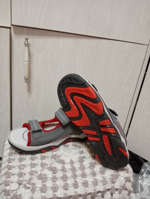 Сандали на мальчика