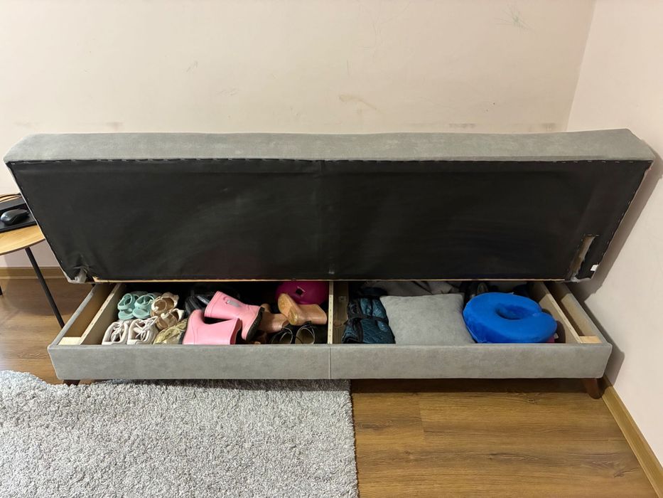 Canapea extensibilă gri