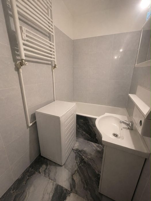 Închiriere garsonieră