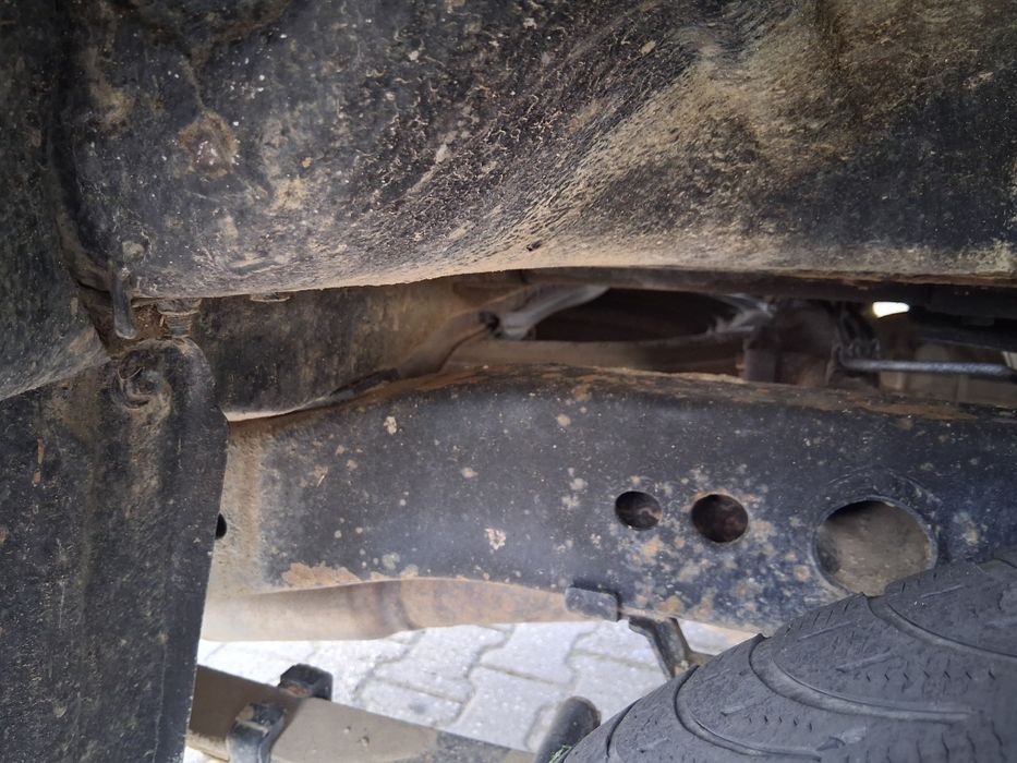 Se vinde nisan navara d40