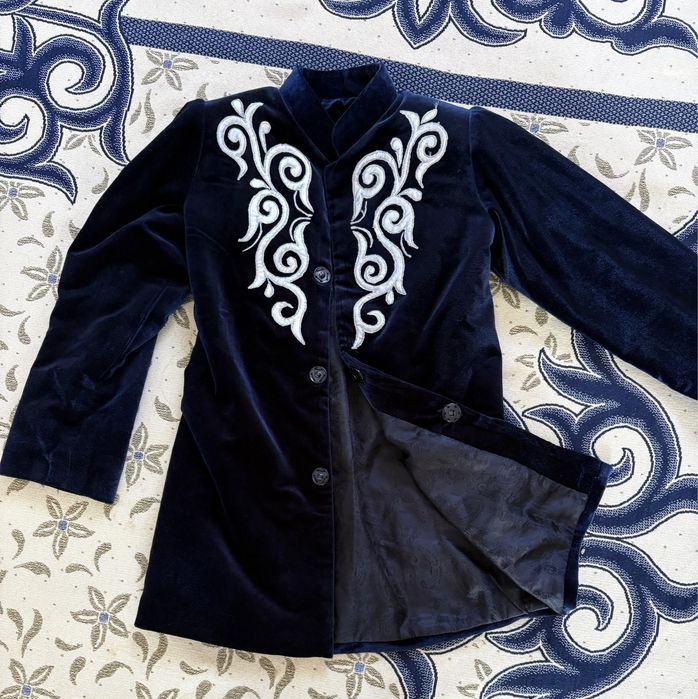 сатылады шапан мужской 20000тг