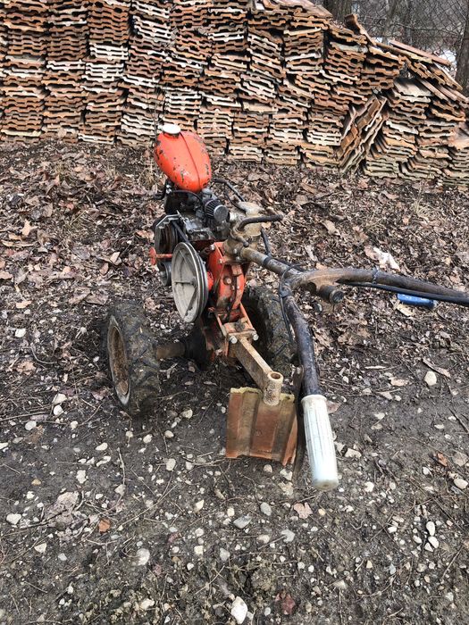 Vând motocultor in 2 timpi