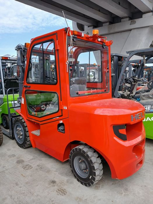 Дизельный Вилочный погрузчик с Кабиной 3.5 тонный HELI