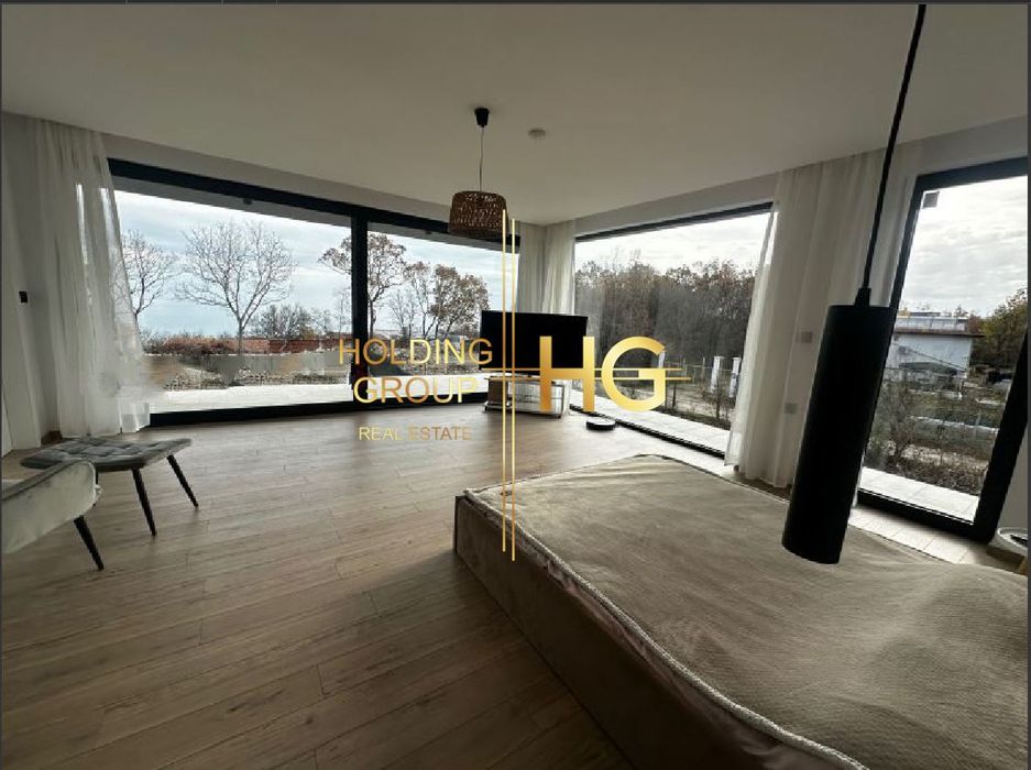 Къща в Варна-м-т Манастирски Рид