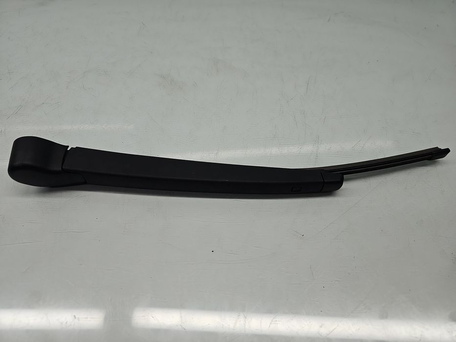 Brat stergator haion Volkswagen Golf 7 (5G) [Fabr 2014-prezent] OEM