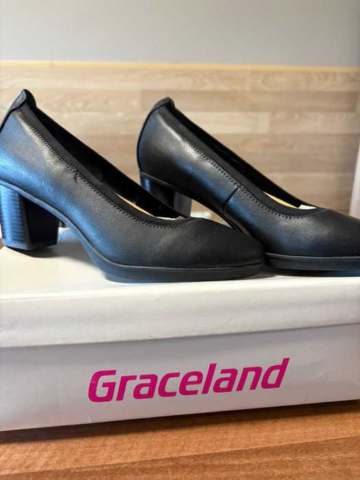 Обувки Deichmann