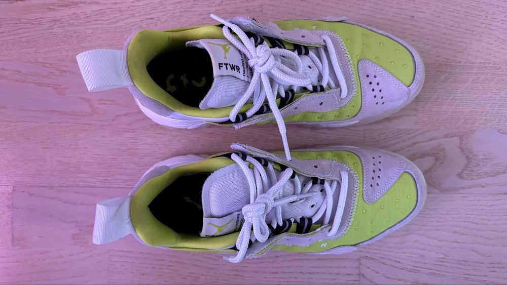 Дамски обувки Nike Jordan