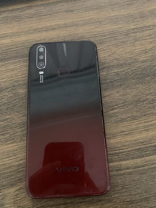 Vivo Y15 sotiladi