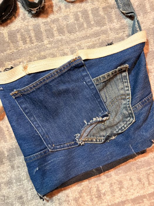 Geantă crossbody handmade din denim reciclat, piesă unică