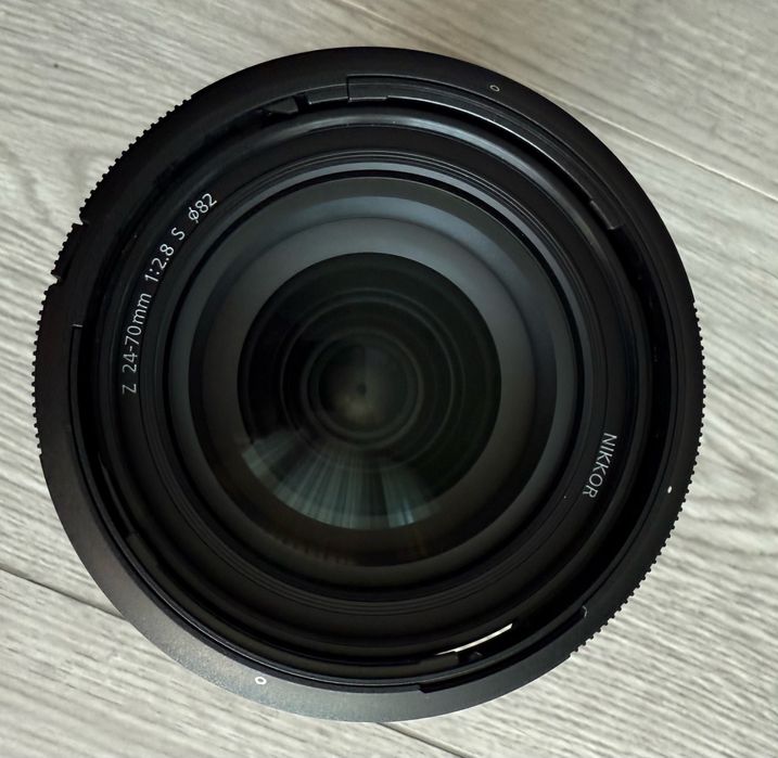Обектив Nikon NIKKOR Z 24-70mm f/2.8 S