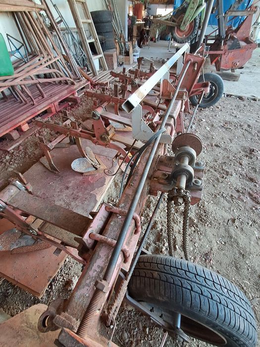 Freză Maschio Gaspardo 2,5m cu lift hidraulic