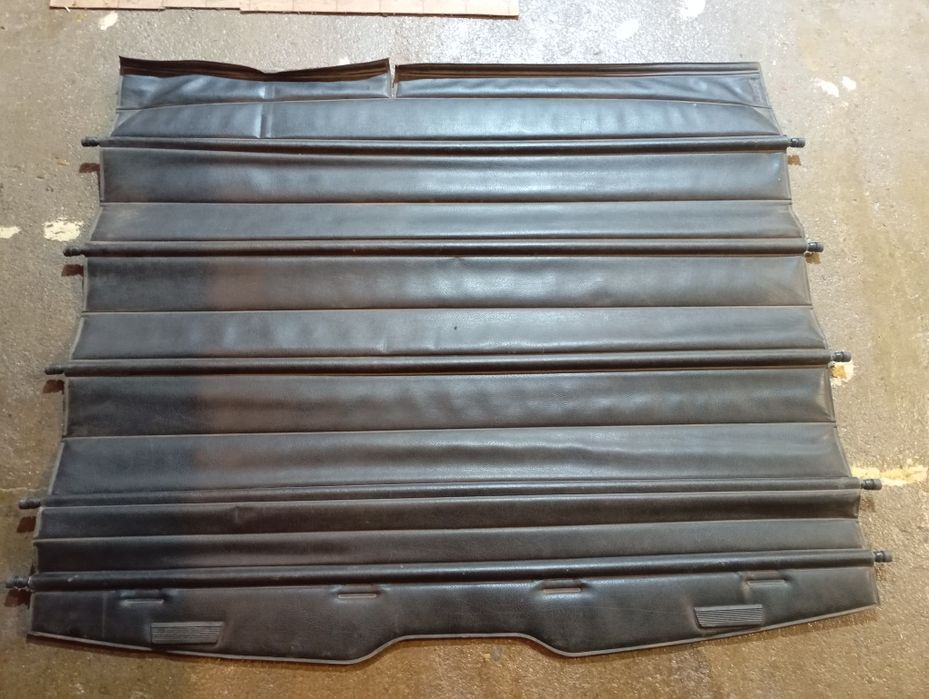 Шторка багажника пассат Б3, Б4 универсал