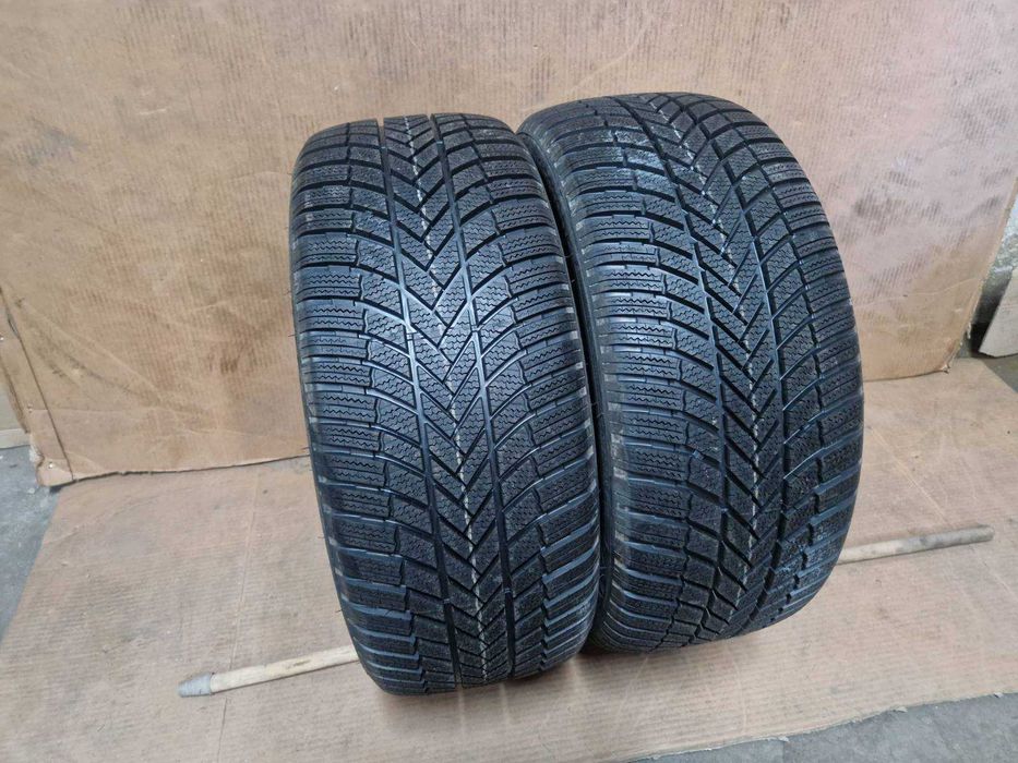 2 Bridgestone R18 245/45
нови зимни гуми
DOT2920