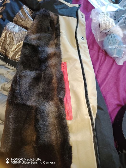 Много хубаво и удобно зимно яке