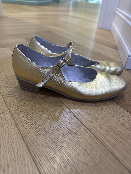 Танцевальные туфли Variant