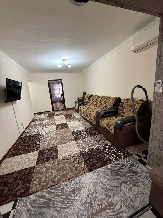 Чирчикда жойлашган 2хона шаройтии бор квартира