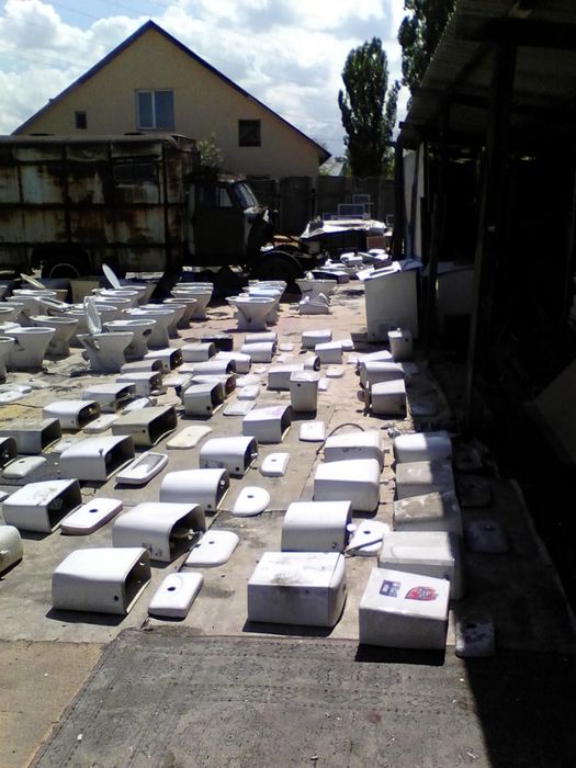 Продам бачок унитаза с крышкой.: 12 000 тг. - Сантехника Алматы на Olx