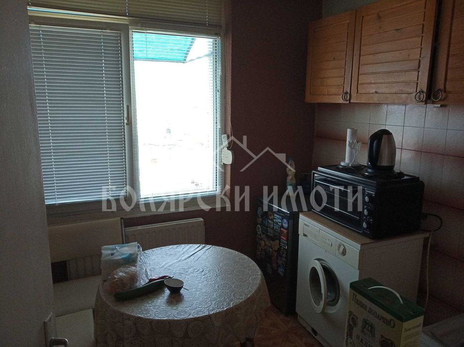 Продава се Двустаен апартамент в Велико Търново, Център - 30 кв.м за 1964 €/кв.м - Снимка #1