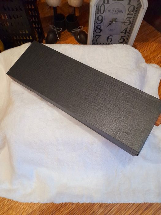 Страхотни, нови ножове Дамаска  стомана,  с дрьжка от маслиново дьрво