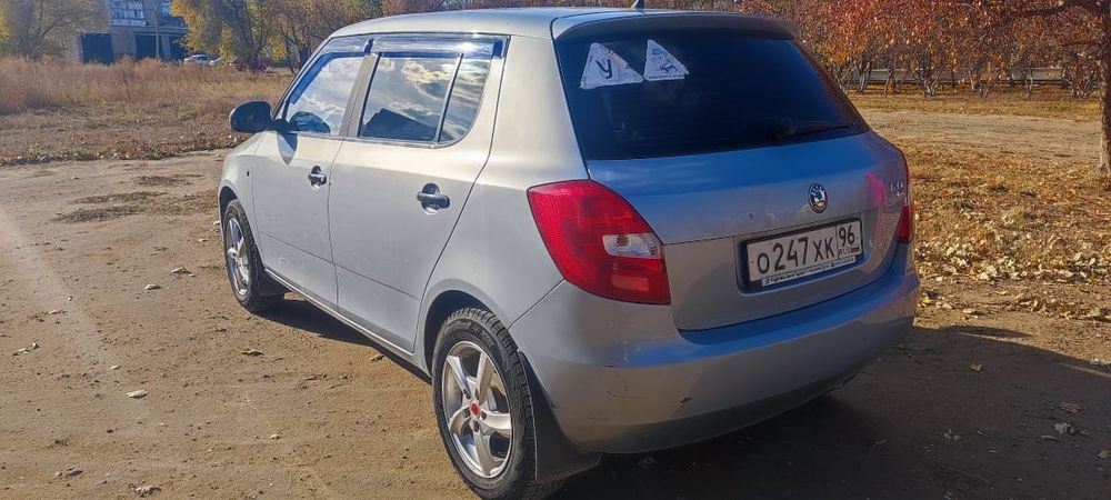 Продам skoda fabia1.2 2010г.в