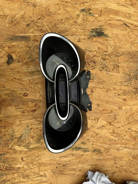 Ceasuri bord Renault Clio 4