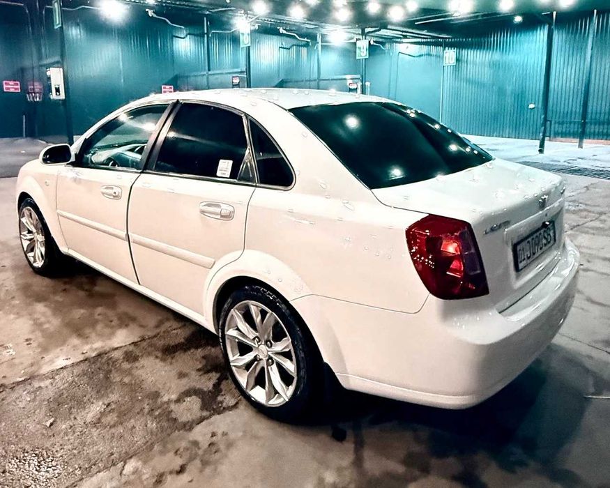Lacetti 1.6 avtomat 2013 Ласетти 1.6 автомат 2013