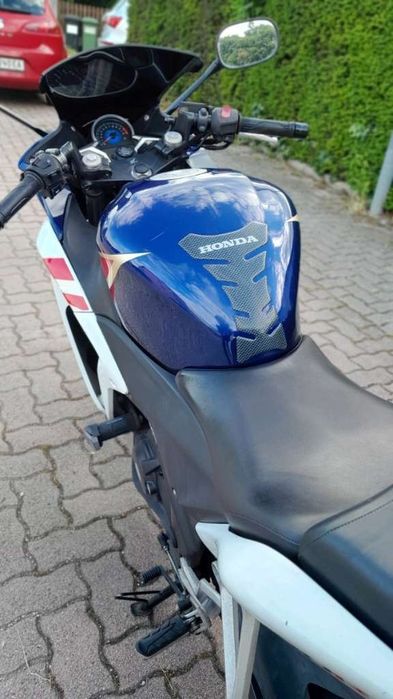 Honda cbr250r  Мотоциклет