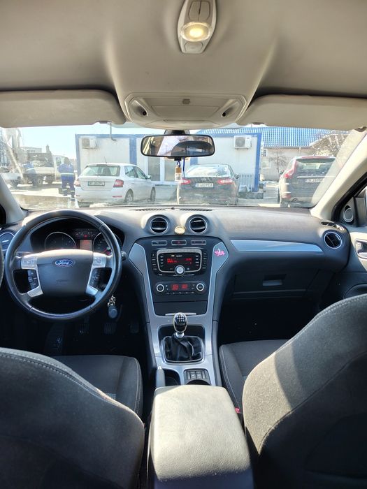 Vând Ford mondeo 1.5 Diesel 115 CP
Mașina mecanic funcționează perfect