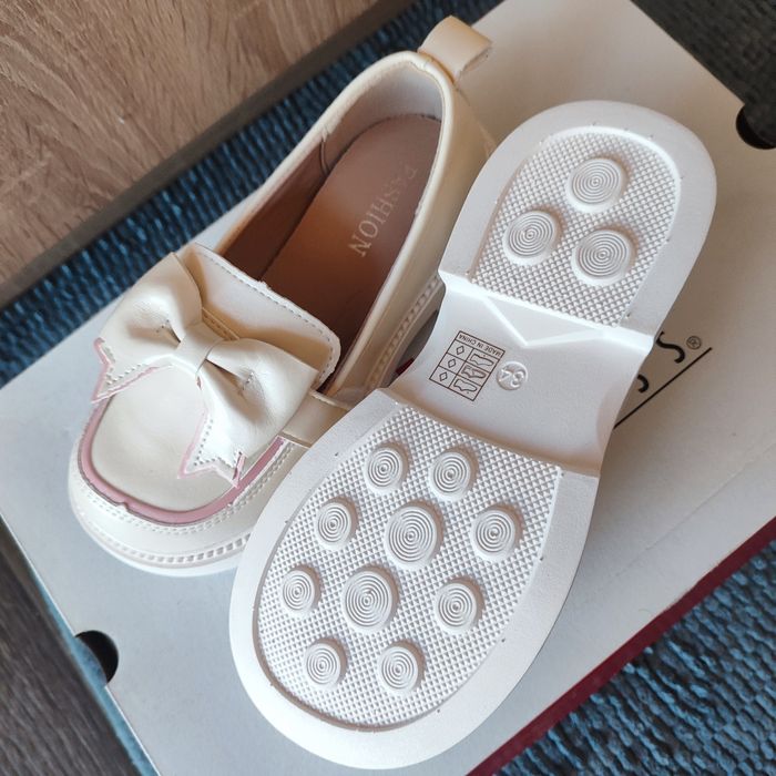 Сладурски обувки за малка госпожица