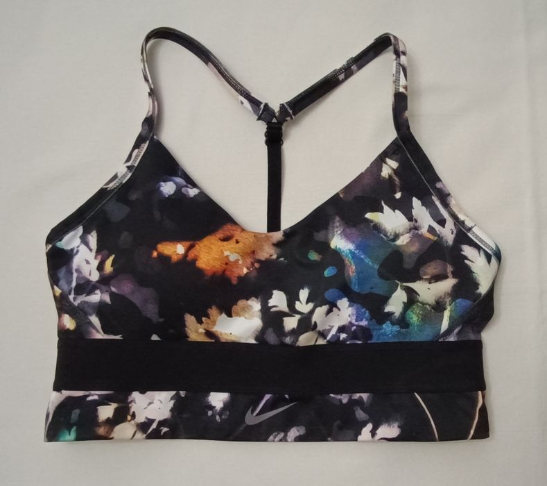 Nike DRI-FIT Indy Bra оригинално бюстие S Найк спорт фитнес тренировки