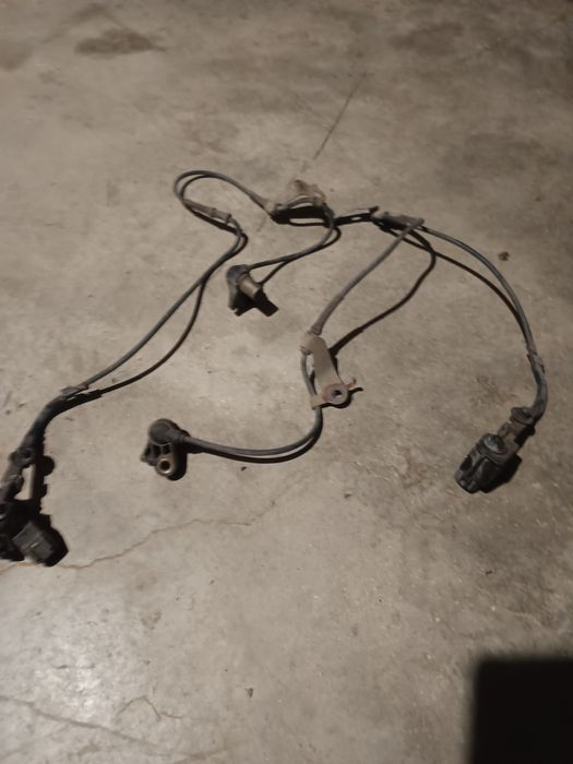 АБС датчици предни за Мазда 6