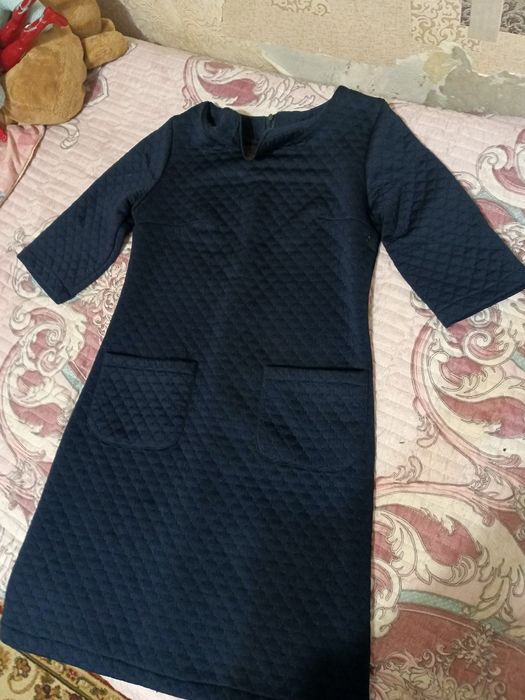 Продам платье  женское